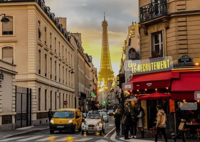 Cosy Flat / Tour Eiffel Area Апартаменты Париж